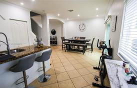Townhome – Coconut Creek, Florida, USA for $450,000