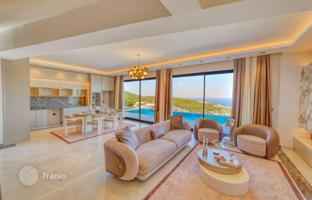 House 375 m² in Alanya for 49,975,000 TRY