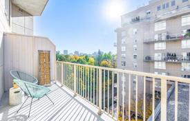 Apartment – Merton Street, Old Toronto, Toronto,  Ontario,   Canada for C$962,000