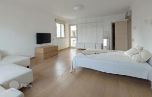 3-bedroom apartment 273 m² in Germasogeia for 999,000 €