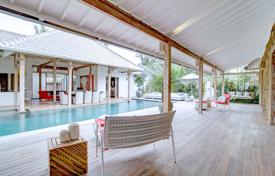 Stunning 4 Bedroom Villa in Seminyak for $300,000