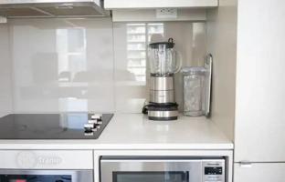 5-bedroom apartment in Peter Street for C$988,000