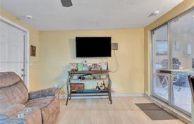 Townhome – Fort Lauderdale, Florida, USA for $430,000