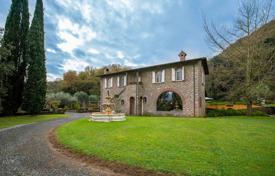 Elite villa with a rich history, a veranda, a pool and a large plot with a private park, Ameglia, Italy for 3,000,000 €