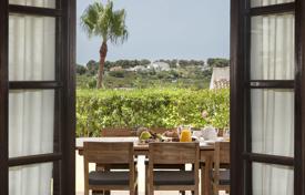4-bedrooms terraced house 587 m² in Sotogrande, Spain for 1,180,000 €