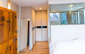 1 bed Condo in Via Botani Khlong Tan Nuea Sub District for $177,000