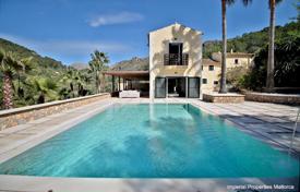 Exquisite villa with a pool and a large lush garden in Andratx, Mallorca, Spain for 2,555,000 €