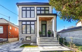 Townhome – East York, Toronto, Ontario,  Canada for C$2,577,000
