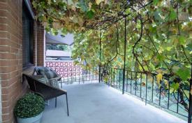 Terraced house – York, Toronto, Ontario,  Canada for C$1,174,000