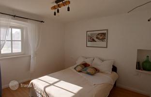 3-bedroom villa 145 m² in Malinska for 390,000 €