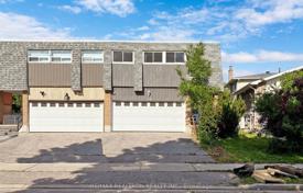Terraced house – Scarborough, Toronto, Ontario,  Canada for C$1,121,000