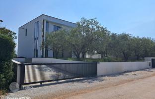 3-bedroom house 167 m² in Porec for 690,000 €