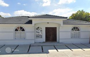 4-bedroom house 141 m² in Hialeah for $560,000