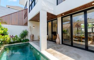 2-bedroom villa 102 m² in Pererenan for $230,000