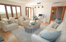 Three-bedroom apartment with a large terrace in Calvia, Mallorca, Spain for 375,000 €