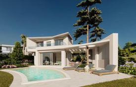 Modern villa in a luxury complex of three villas for 590,000 €