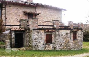 5-bedroom villa 450 m² in Gubbio for 790,000 €