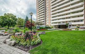 Apartment – Scarlett Road, Toronto, Ontario,  Canada for C$705,000