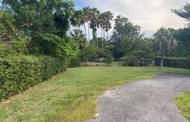 Development land – Miami, Florida, USA for $699,000