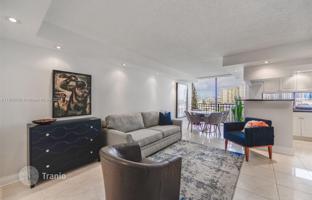 1-bedroom apartments in condo 59 m² in Sunny Isles Beach for $325,000