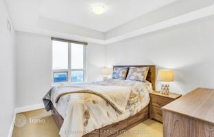 5-bedroom apartment in Etobicoke for C$840,000
