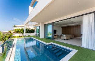 4-bedroom villa 631 m² in Costa Adeje for 5,900,000 €