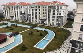 Modern Design Spacious 4+1 Apartment in Beylikdüzü for $246,000