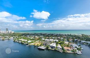 6-bedroom apartments in condo 554 m² in Miami for $3,200,000