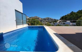 Three-storey townhouse with a swimming pool in a prestigious gated residence, Altea Hills, Spain for 595,000 €