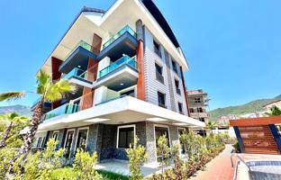 4-bedroom penthouse 180 m² in Alanya for 13,604,000 TRY