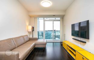 2-bedroom apartment in Roehampton Avenue for C$1,225,000