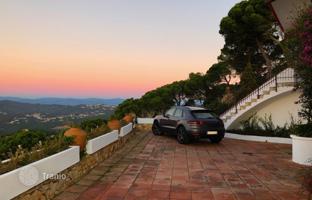 6-bedroom house 442 m² in Lloret de Mar for 1,300,000 €