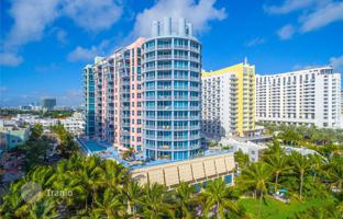 2-bedroom apartments in condo 162 m² in Ocean Drive for $3,000,000