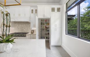 5-bedroom house 595 m² in Miami for $6,280,000