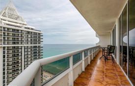 Furnished penthouse with ocean and city views in a residence on the first line of the beach, Miami Beach, Florida, USA for $1,500,000