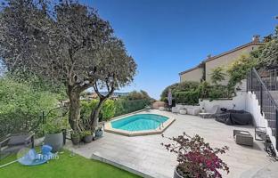 2-bedroom apartment in Nice for 580,000 €