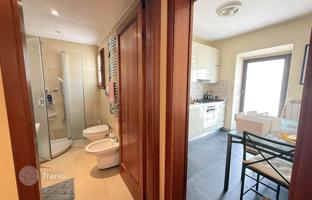 3-bedroom apartment 151 m² in Florence for 750,000 €