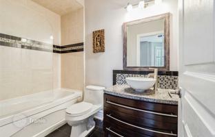 3-bedroom townhouse in Shuter Street for C$1,707,000