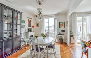 Classic and bright apartment in the Musicians' Quarter, Nice, France for 920,000 €