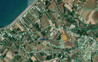 Land plot 8,027 m² in Argaka for 706,000 €