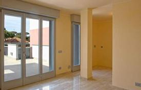 New four-room apartment in Viareggio, Tuscany, Italy for 550,000 €
