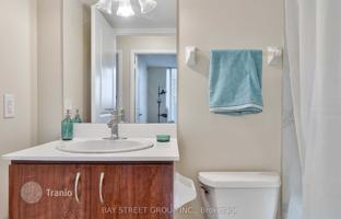 5-bedroom apartment in Yonge Street for C$872,000