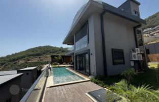 5-bedroom villa 404 m² in Alanya for 130,491,000 TRY