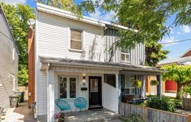 Terraced house – East York, Toronto, Ontario,  Canada for C$1,088,000