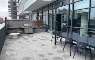 5-bedroom apartment in Sumach Street for C$897,000