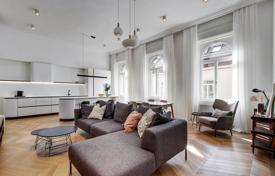 Elegant & Spacious 2-Bedroom Apartment next to Parliament for Sale in Budapest’s Prestigious 5th District for 680,000 €
