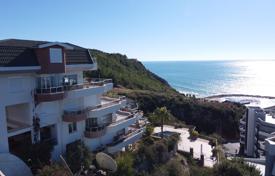 Unfurnished 2-bedroom apartment in Konaklı, Alanya – 50m to the sea with full social facilities for $254,000