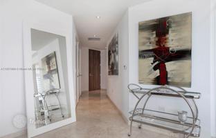 2-bedroom apartments in condo 118 m² in Miami for $1,150,000