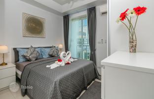 2-bedroom townhouse 215 m² in Kamala for $265,000