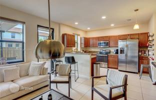 3-bedroom house 166 m² in Miami for $450,000